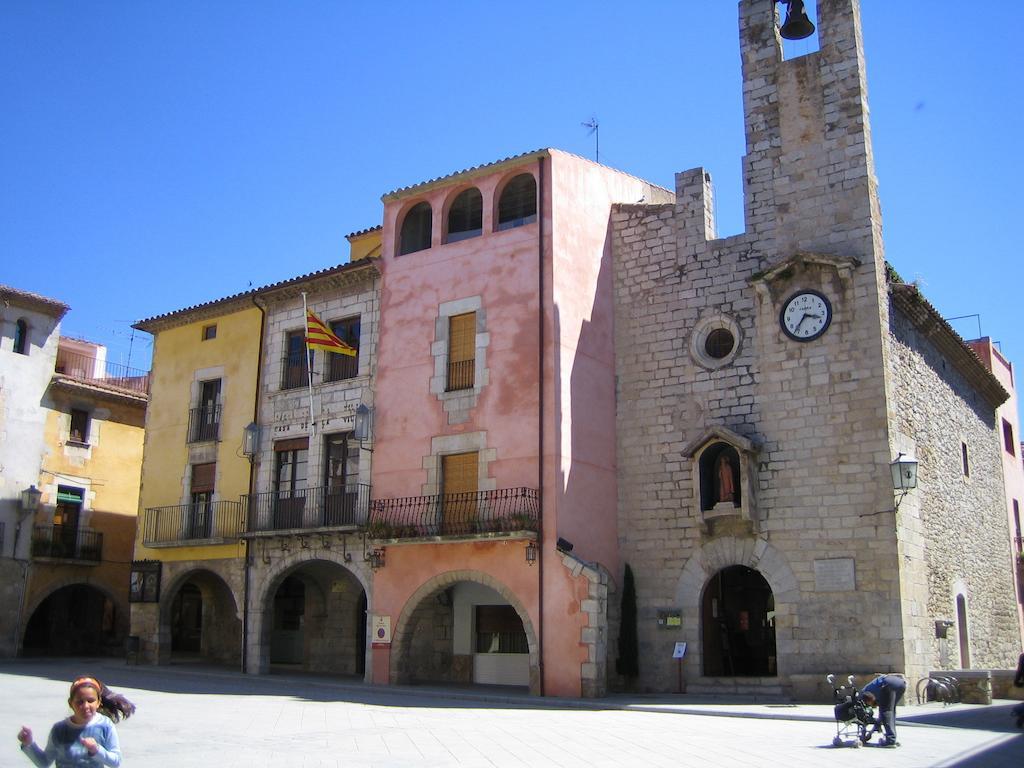 Fonda Mitja Hotel Torroella De Montgri Exterior photo